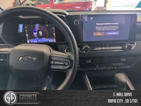 Used 2023 Chevrolet Colorado Trail Boss w/ Advanced Trailering Package AWD/4WD image 18