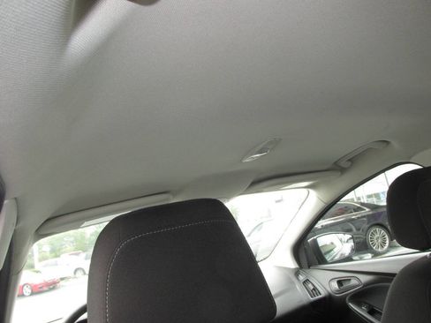 Used 2016 Ford Focus S FWD image 10