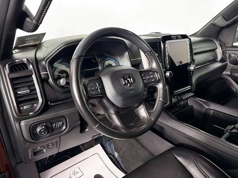 Used 2022 RAM 1500 Limited AWD/4WD image 9