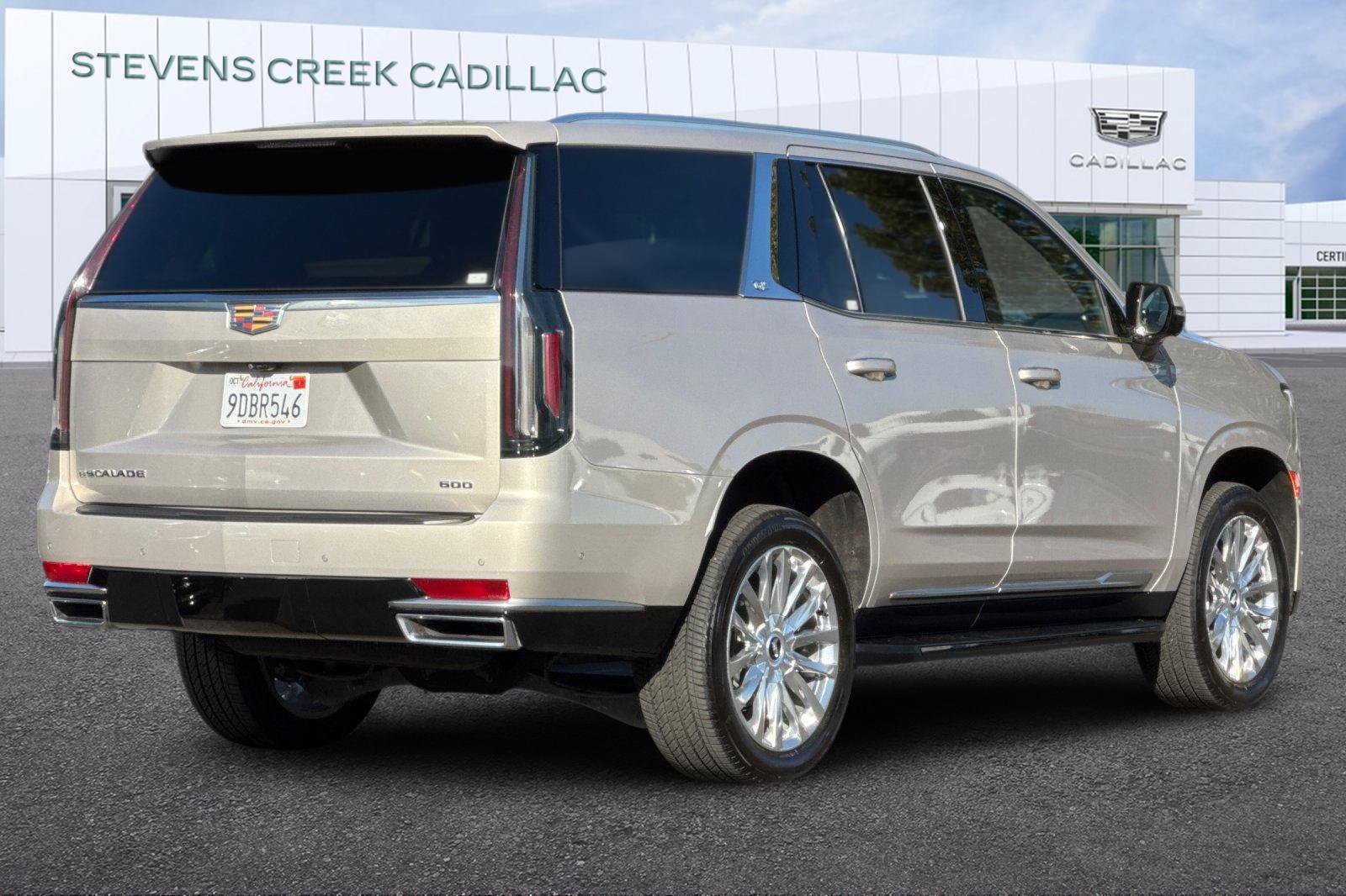 Certified 2023 Cadillac Escalade Premium Luxury AWD/4WD image 3