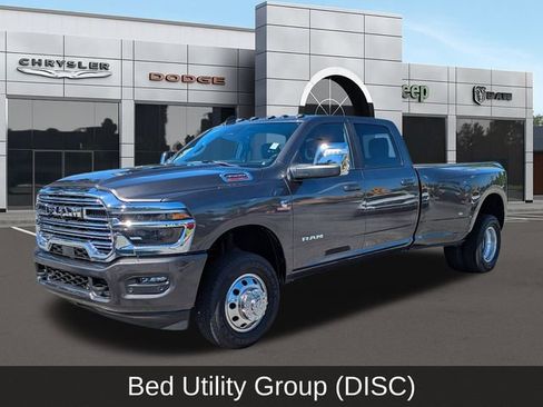 Used 2025 RAM 3500 Laramie image 8