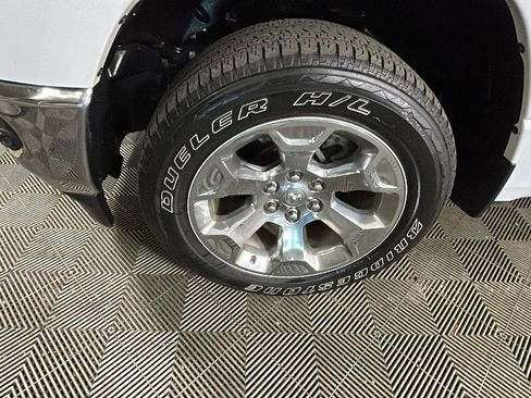 Used 2023 RAM 1500 Big Horn AWD/4WD image 9