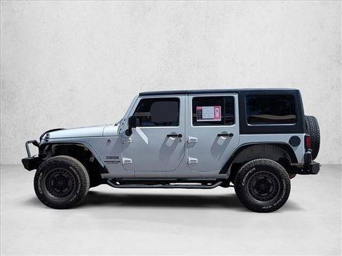 Used 2016 Jeep Wrangler Unlimited Sport w/ Max Tow Package AWD/4WD image 9