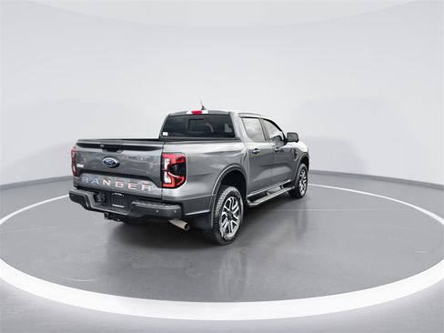 Used 2024 Ford Ranger Lariat w/ Advanced Towing Package image 8