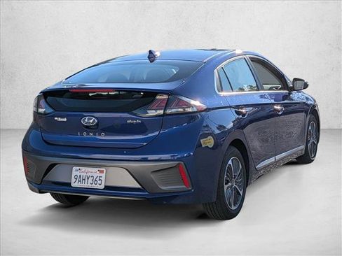 Used 2022 Hyundai Ioniq SEL image 5