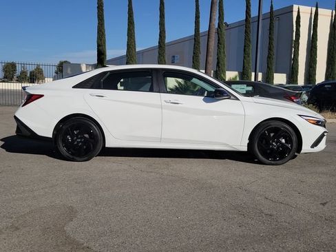 New 2026 Hyundai Elantra SEL Sport FWD image 32