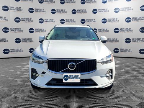 Used 2022 Volvo XC60 B5 Momentum AWD/4WD image 8