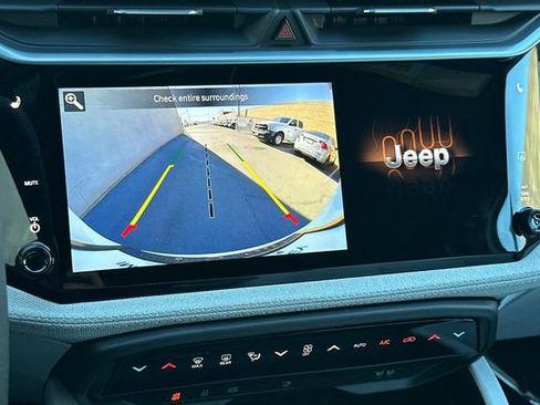 New 2026 Jeep Cherokee Laredo AWD/4WD image 18