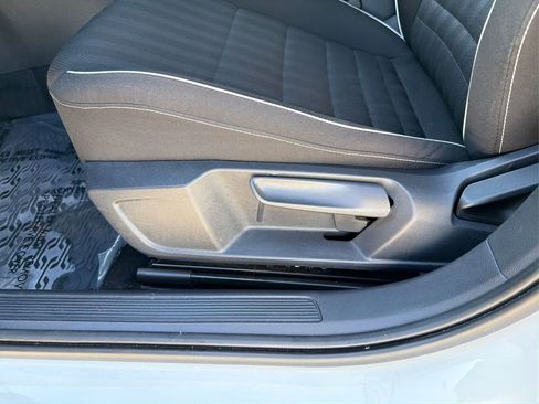 Used 2023 Volkswagen Jetta Sport image 19