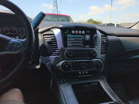 Used 2017 Chevrolet Tahoe LT AWD/4WD image 18
