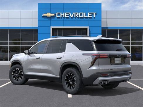 New 2026 Chevrolet Traverse Z71 w/ Driver Confidence Package image 3