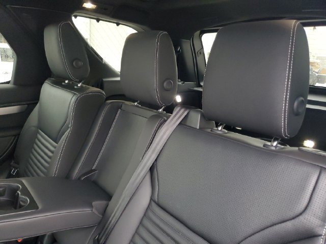 New 2026 Land Rover Discovery Limited Edition AWD/4WD image 14