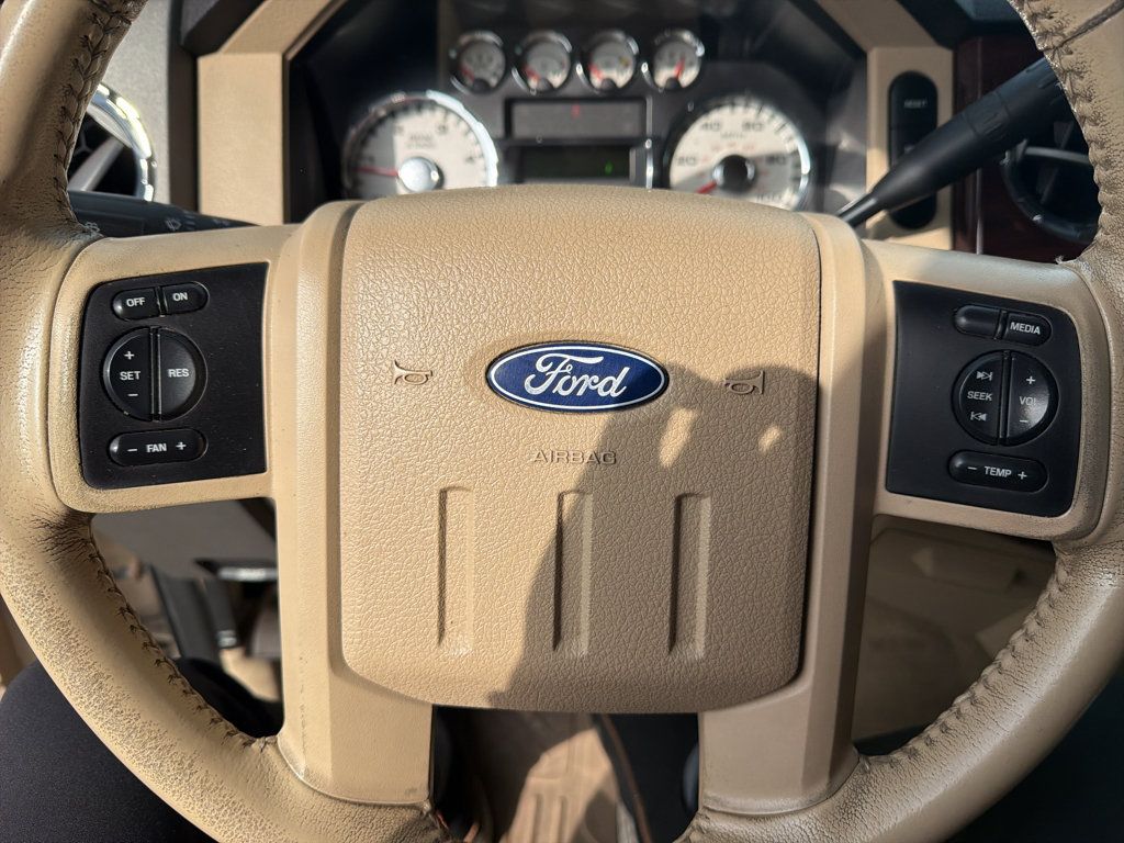 Used 2008 Ford F250 Lariat AWD/4WD image 4