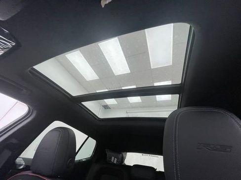 New 2025 Chevrolet Equinox EV RS image 7