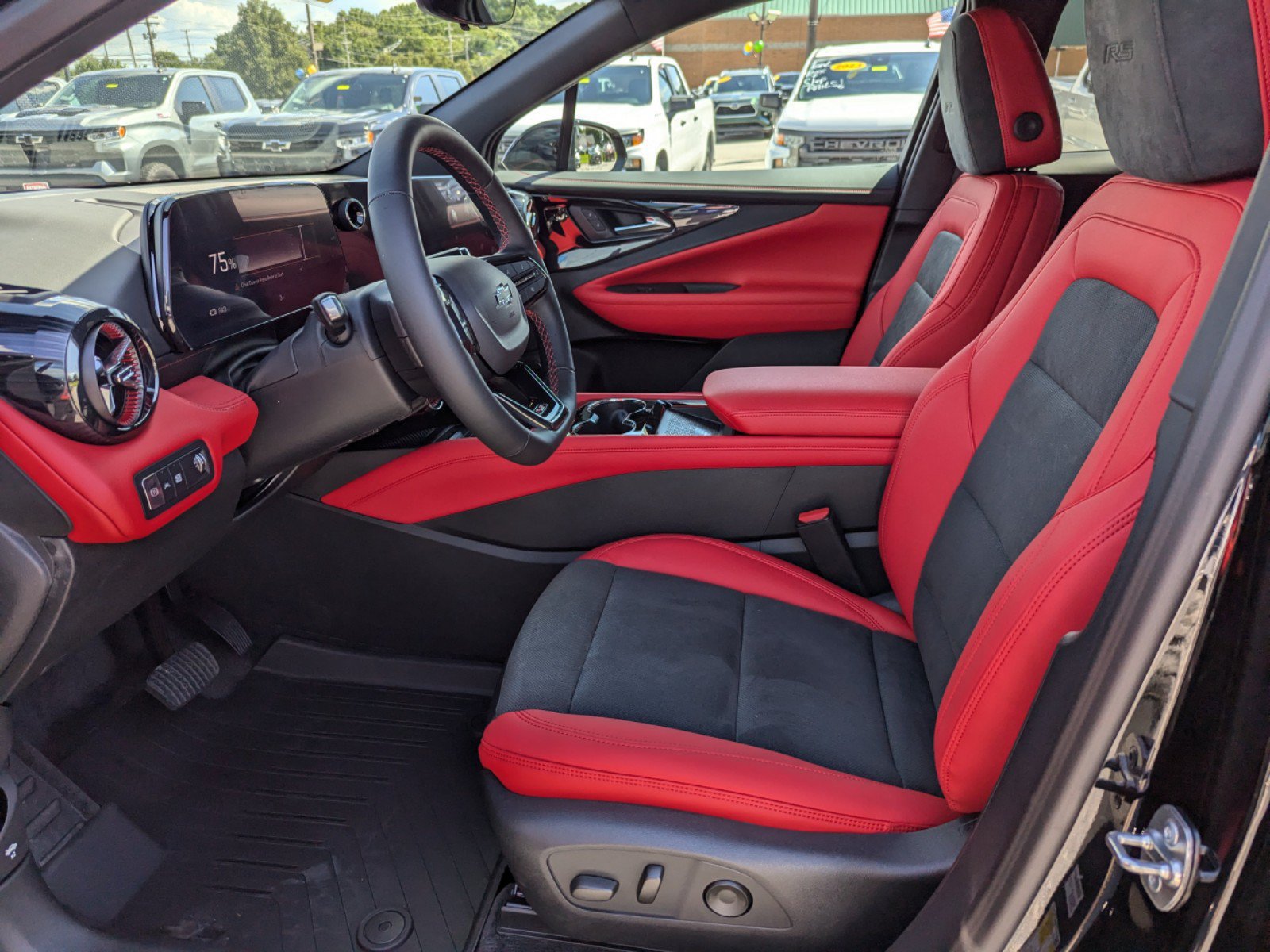 Used 2024 Chevrolet Blazer EV RS RWD image 16