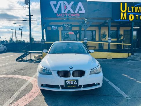 Used 2007 BMW 550i Sedan image 2