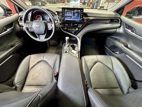 Used 2021 Toyota Camry XSE AWD/4WD image 22