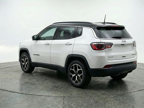 Used 2025 Jeep Compass Limited AWD/4WD image 6