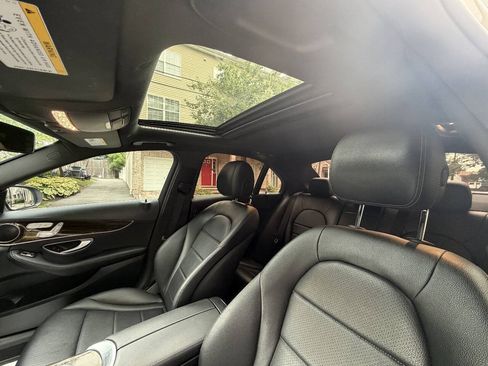 Used 2019 Mercedes-Benz C 300 4MATIC Sedan image 11