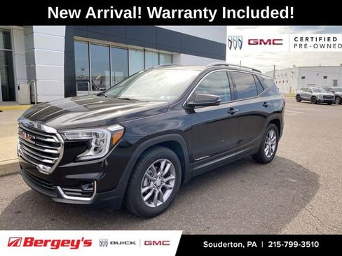 Used 2023 GMC Terrain SLT image 1
