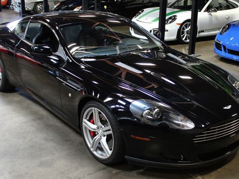 Used 2009 Aston Martin DB9 Coupe image 17