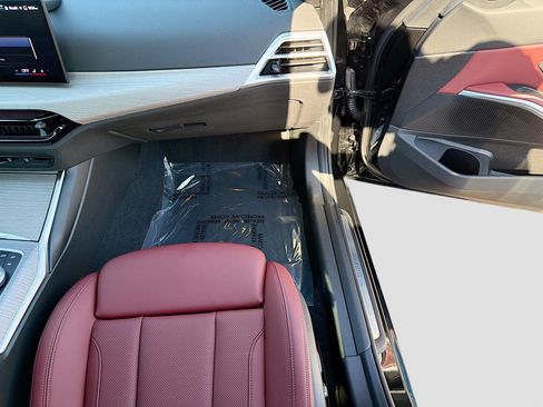 Used 2025 BMW 330i Sedan image 18