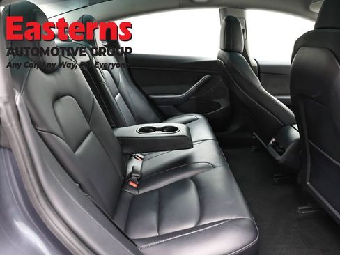 Used 2022 Tesla Model 3 Long Range image 17