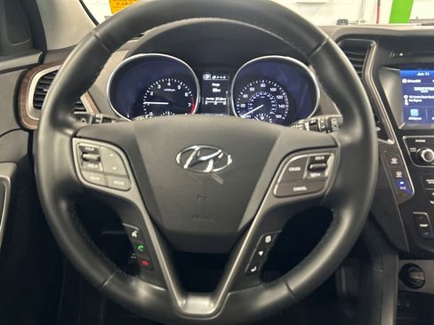 Used 2019 Hyundai Santa Fe XL SE w/ SE Premium Package 02 AWD/4WD image 12