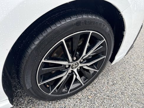 Certified 2024 Toyota Camry SE image 39