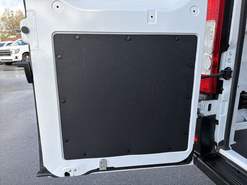 Used 2025 RAM ProMaster 3500 w/ Convenience Group image 20