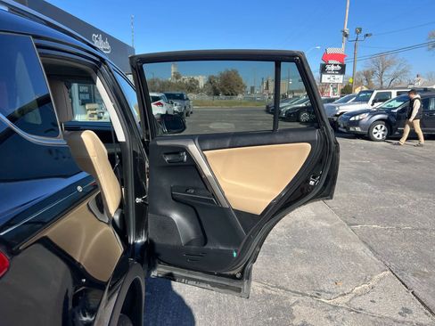Used 2014 Toyota RAV4 Limited image 15