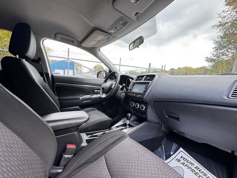 Used 2019 Mitsubishi Outlander Sport ES image 14