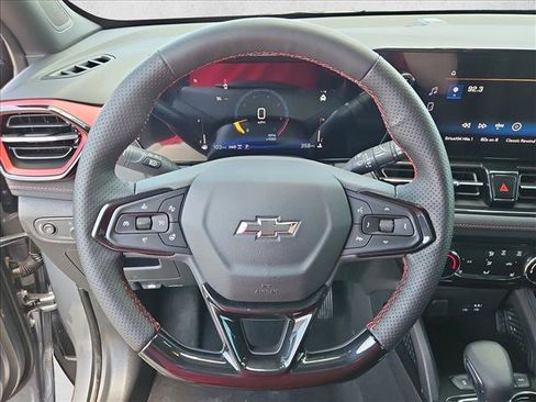 Certified 2026 Chevrolet TrailBlazer RS w/ Driver Confidence Package AWD/4WD image 14