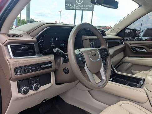 Used 2022 GMC Yukon Denali RWD image 14