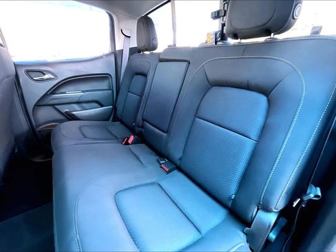 Used 2021 Chevrolet Colorado LT w/ LT Convenience Package image 20