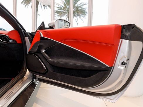 Used 2024 Ferrari Roma Spider image 40