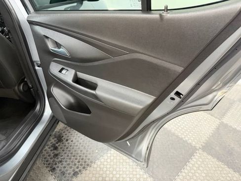 Used 2025 Buick Envista Preferred w/ Convenience I Package FWD image 44