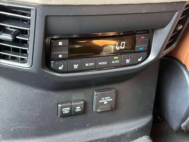 Certified 2025 Toyota Sequoia 1794 Edition w/ TRD Off-Road Package AWD/4WD image 19
