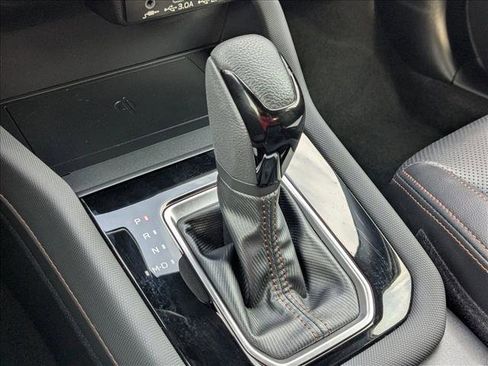 Used 2025 Subaru Forester Touring image 11