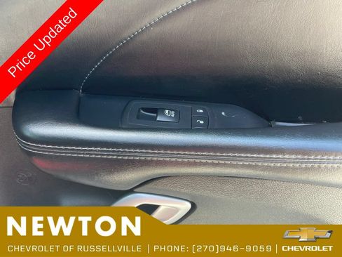 Used 2017 Dodge Challenger SXT Plus RWD image 25