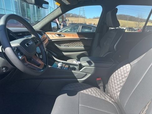 Used 2025 Jeep Grand Cherokee Summit image 26