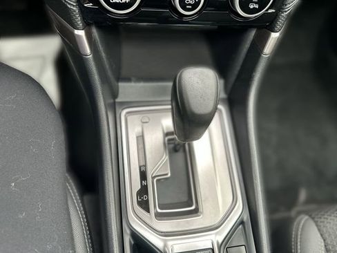 Used 2019 Subaru Forester Premium AWD/4WD image 21