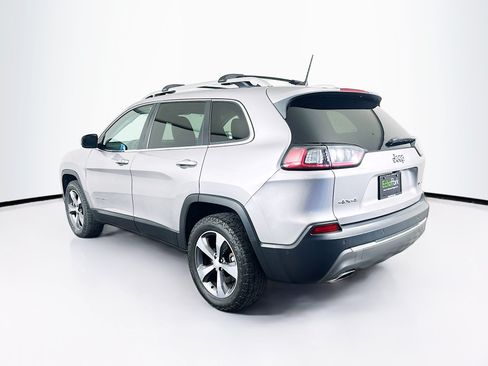 Used 2019 Jeep Cherokee Limited w/ Luxury Group AWD/4WD image 5