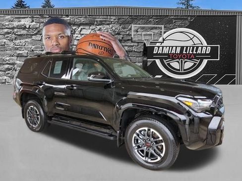 Used 2025 Toyota 4Runner TRD Sport image 1