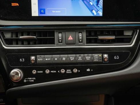 Used 2025 Lexus ES 350 w/ Accessory Package (Z2) FWD image 15