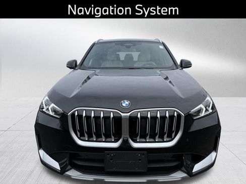 Used 2025 BMW X1 xDrive28i w/ Technology Package image 3