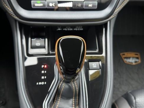 Used 2025 Subaru Outback Wilderness image 13