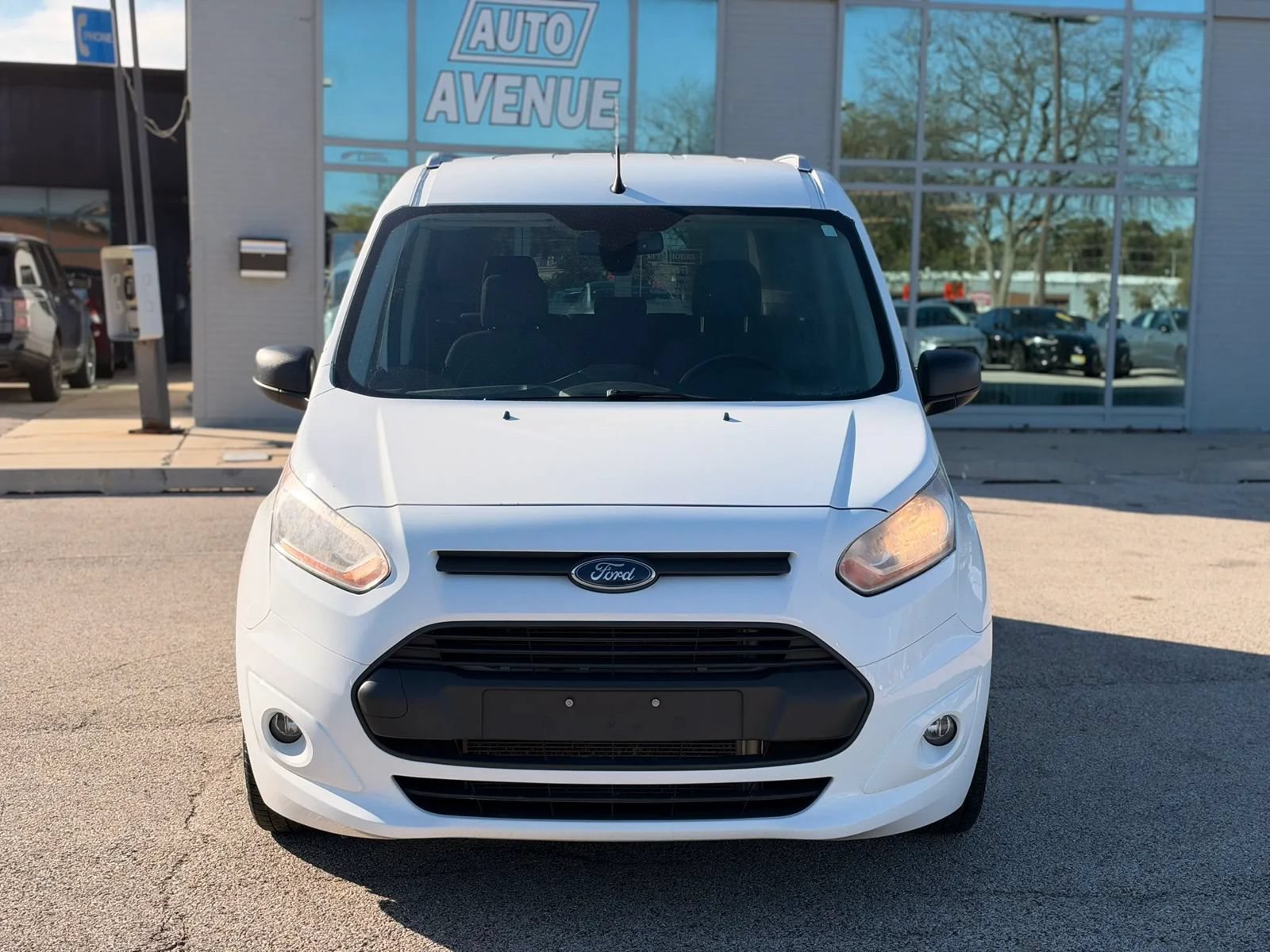 Used 2017 Ford Transit Connect XLT FWD image 2