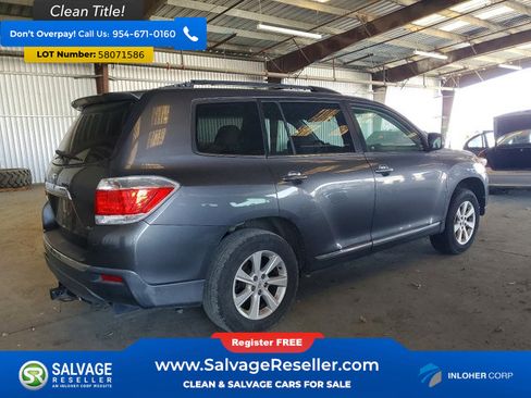 Used 2011 Toyota Highlander SE w/ Tow Pkg AWD/4WD image 4
