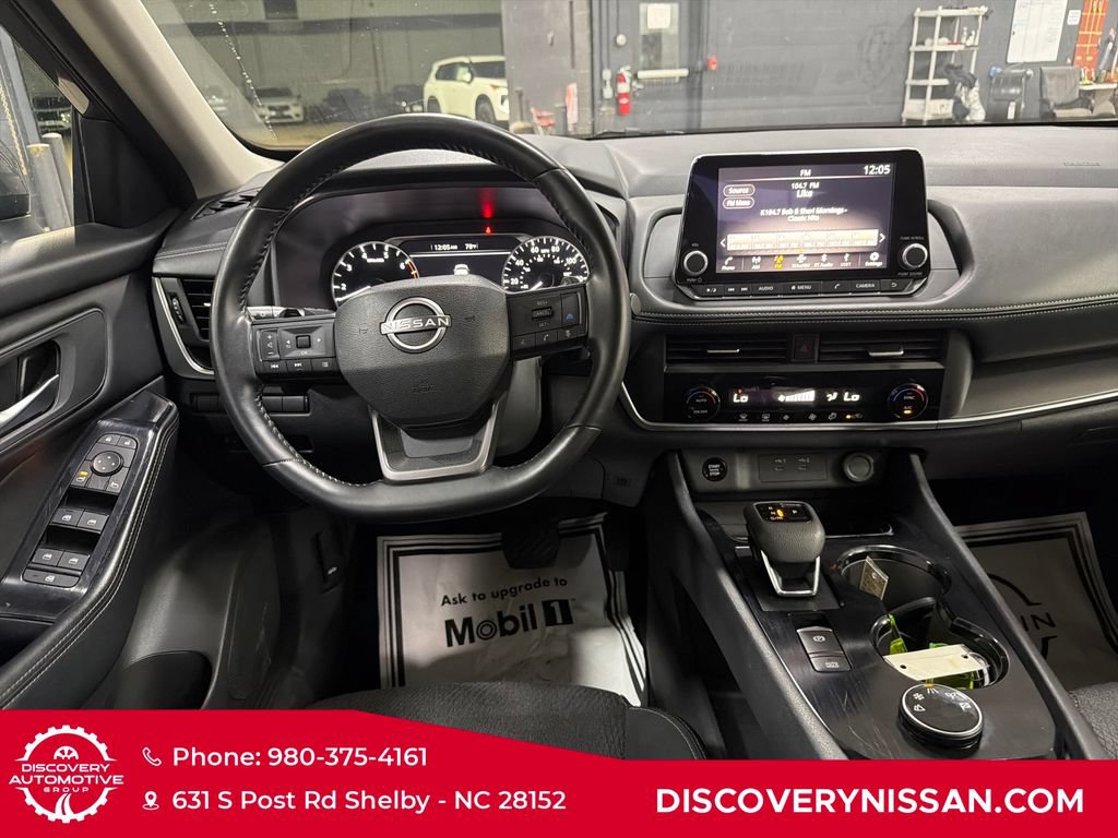 Certified 2025 Nissan Rogue SV AWD/4WD image 31
